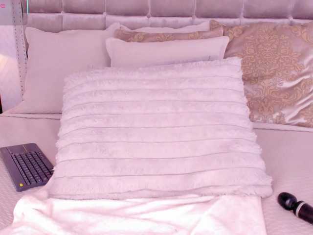 DakotaWangi's BongaCams show and profile