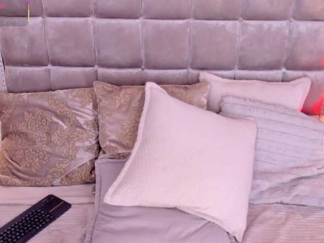 DakotaWangi's BongaCams show and profile