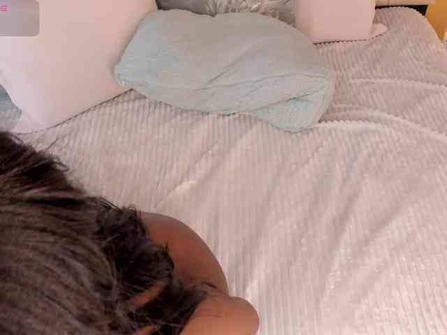 DakotaWangi webcam