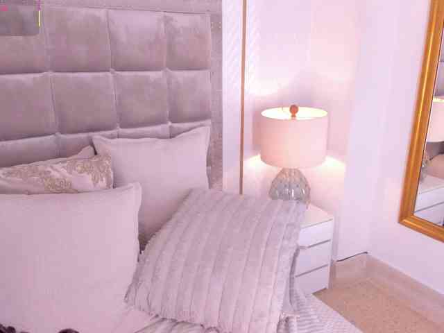 DakotaWangi Live Webcam on BongaCams