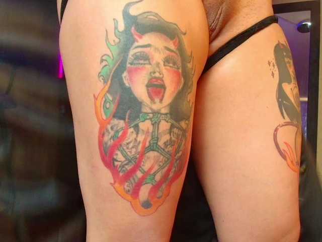 SamanthaaSutra's BongaCams show and profile