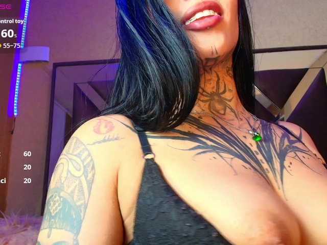 SamanthaaSutra's BongaCams show and profile