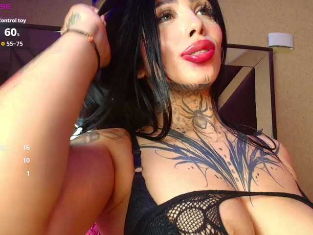 SamanthaaSutra's BongaCams show and profile