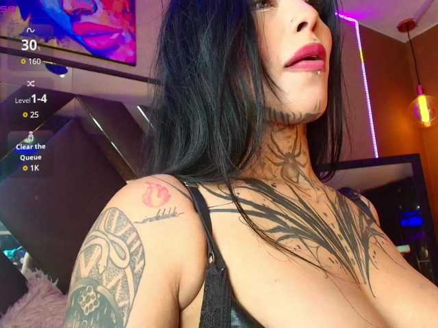 SamanthaaSutra's BongaCams show and profile