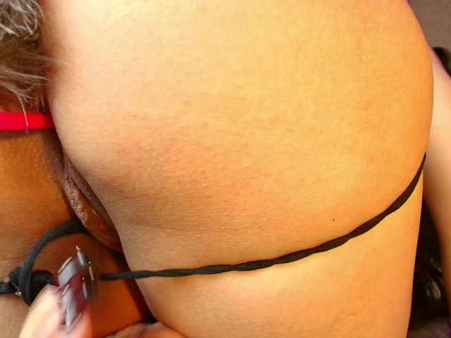 SamanthaaSutra's BongaCams show and profile