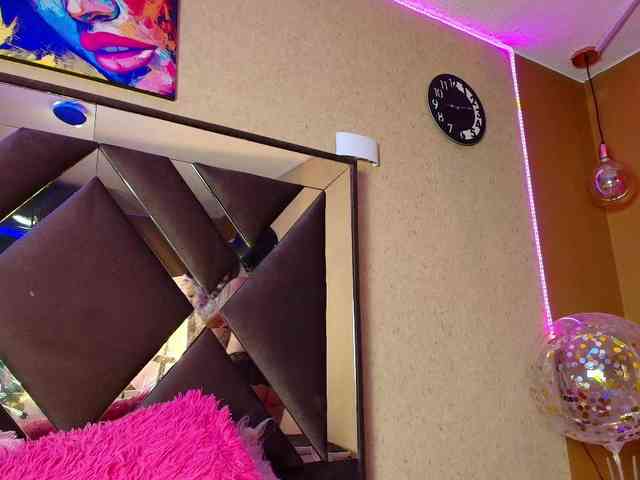 SamanthaSutra webcam