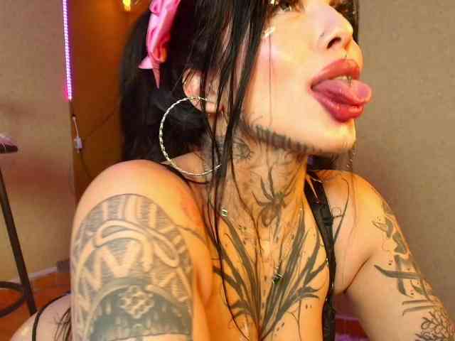 SamanthaSutra webcam