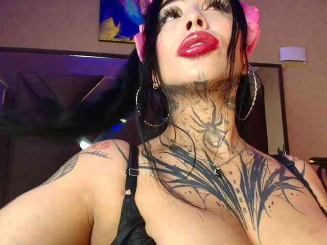 SamanthaSutra webcam