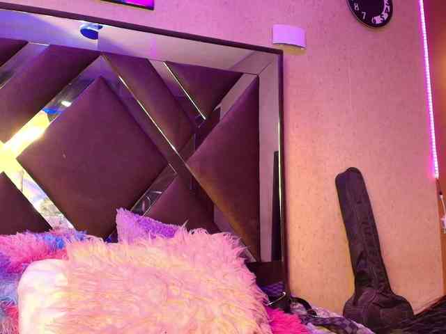 SamanthaSutra webcam