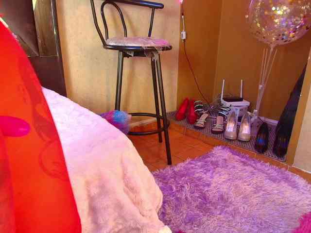 SamanthaSutra webcam