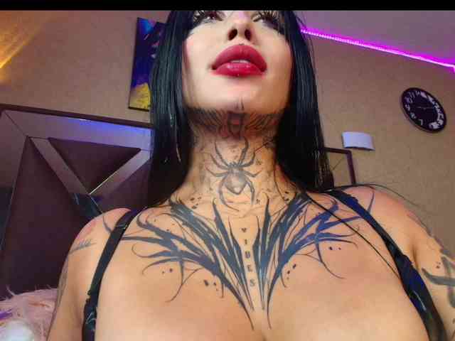 SamanthaSutra webcam