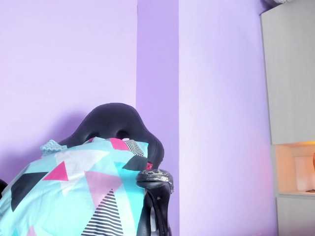 Pamelavinxen's BongaCams show and profile