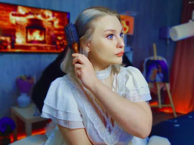 WoundedGoddess's BongaCams show and profile