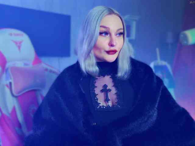 Wounded_Goddess webcam