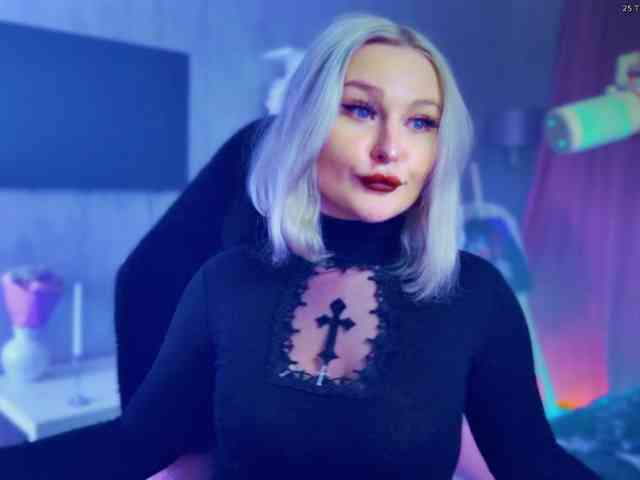 Wounded_Goddess webcam