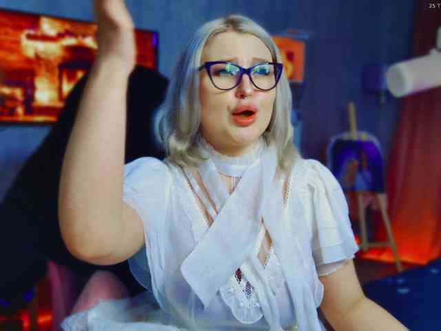 Wounded_Goddess webcam