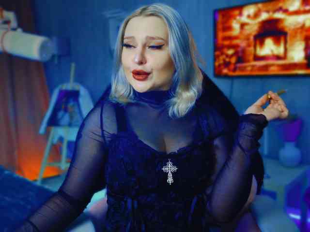 Wounded_Goddess webcam