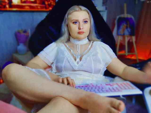 Wounded_Goddess webcam