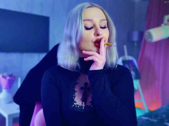 Wounded_Goddess webcam