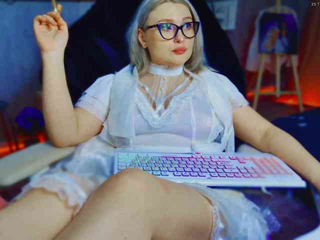 Wounded_Goddess webcam