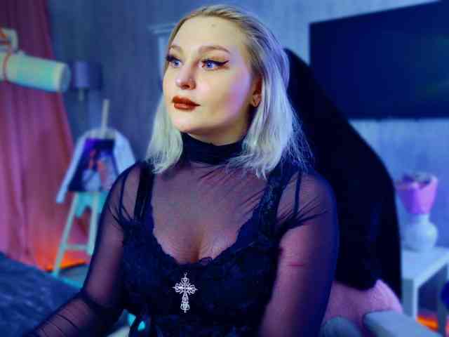 Wounded_Goddess webcam