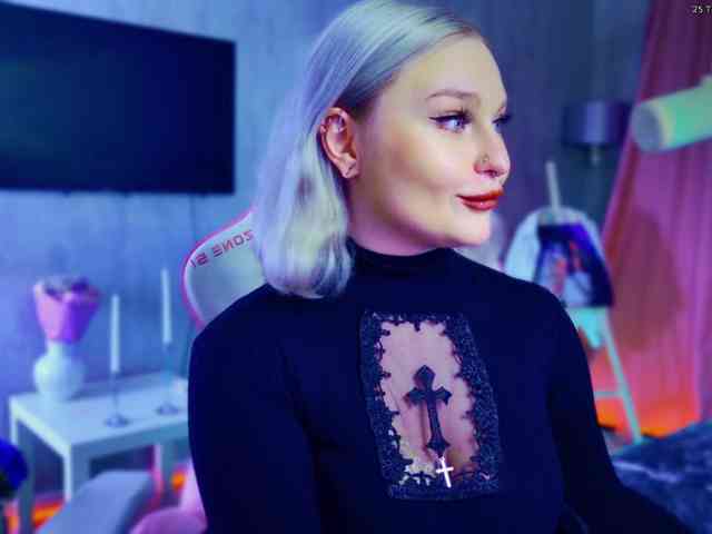 Wounded_Goddess webcam