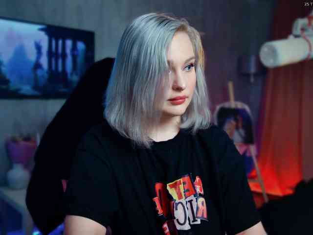 Wounded_Goddess webcam