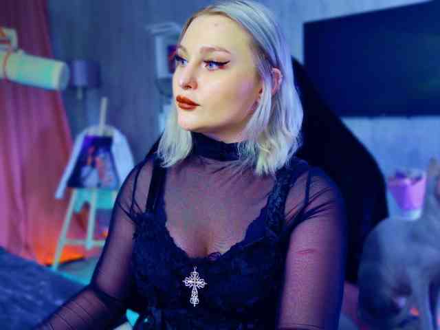 Wounded_Goddess webcam