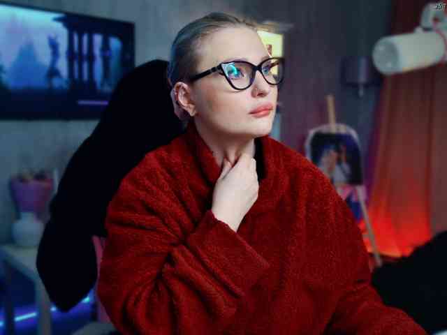 Wounded_Goddess webcam