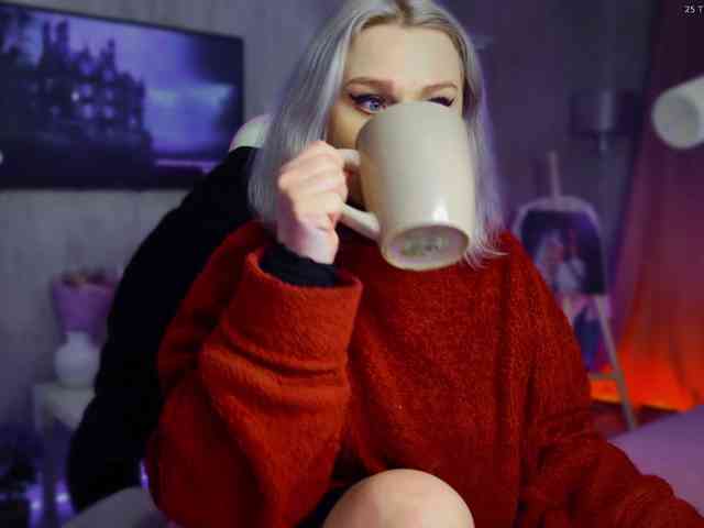 Wounded_Goddess webcam