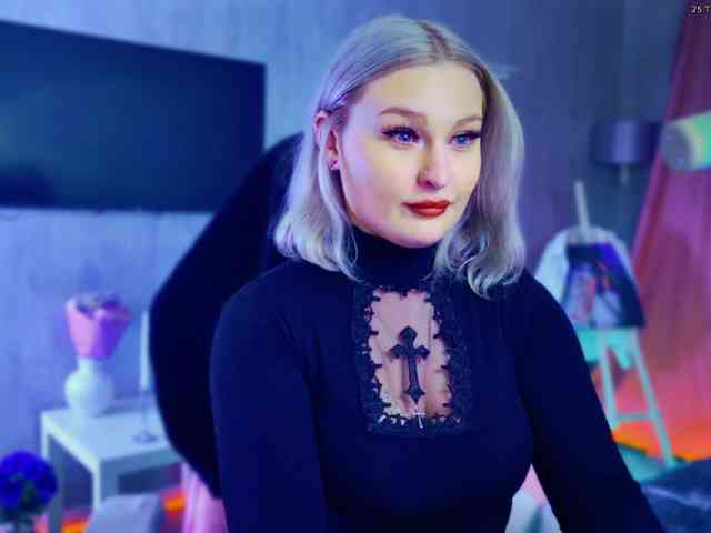 Wounded_Goddess webcam