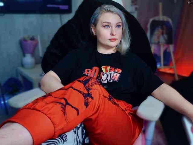 Wounded_Goddess webcam