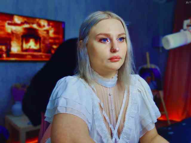 Wounded_Goddess webcam