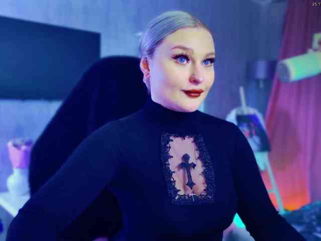 Wounded_Goddess webcam