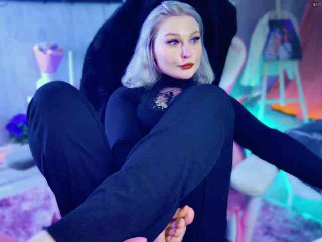 Wounded_Goddess webcam