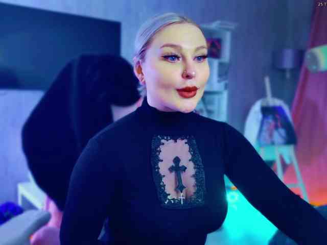 Wounded_Goddess webcam