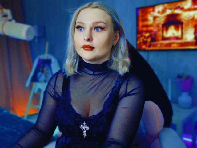 Wounded_Goddess webcam