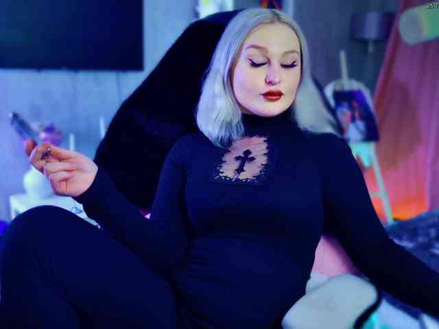 Wounded_Goddess webcam