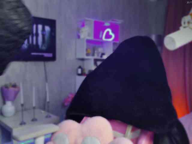 Wounded_Goddess webcam