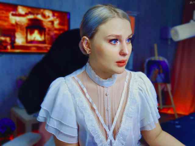 Wounded_Goddess webcam