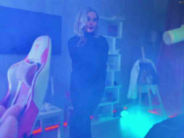 Wounded_Goddess webcam