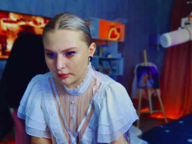 Wounded_Goddess webcam