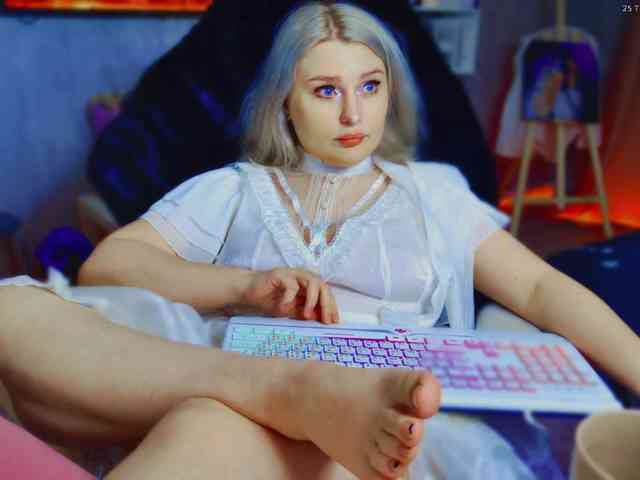 Wounded_Goddess webcam