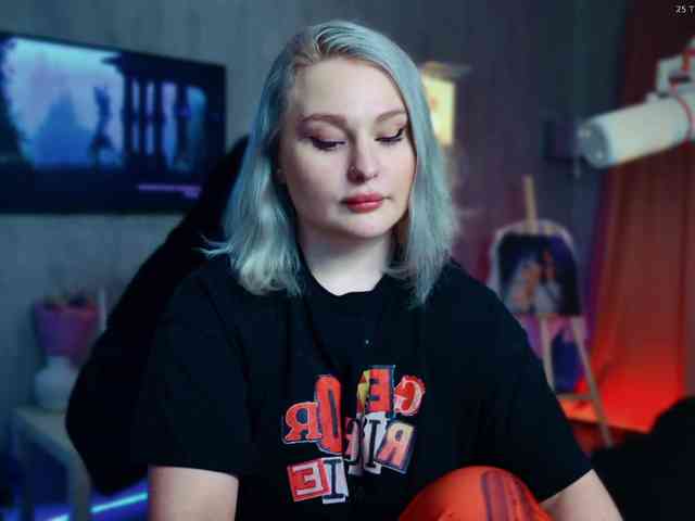 Wounded_Goddess webcam