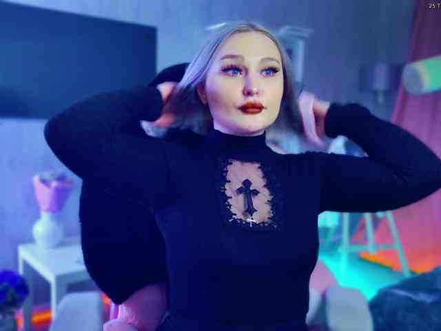 Wounded_Goddess webcam