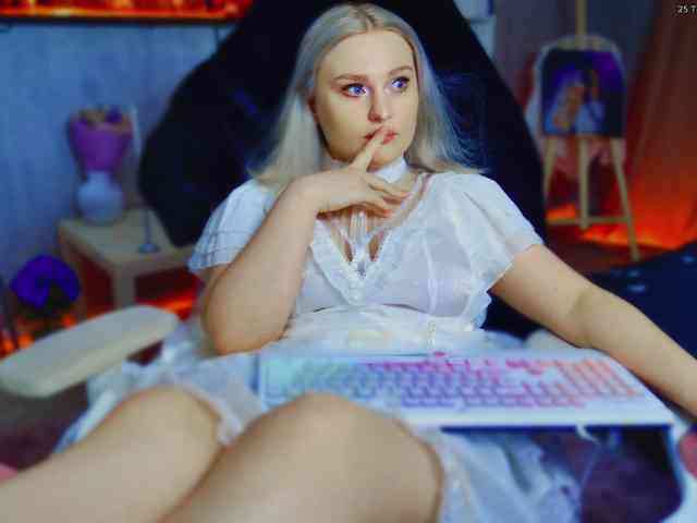 Wounded_Goddess webcam