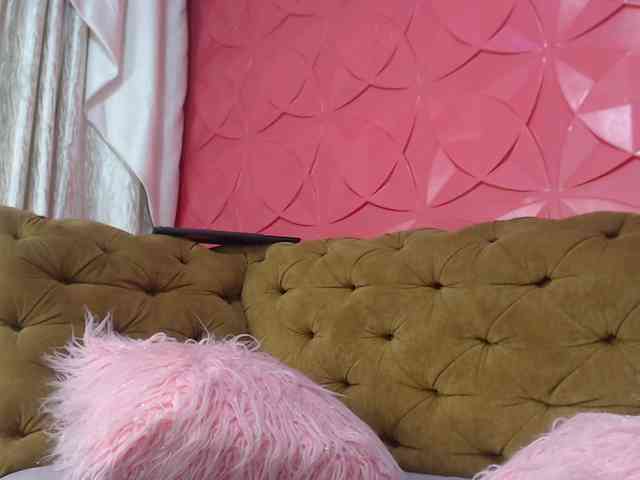 SusanaEvans webcam