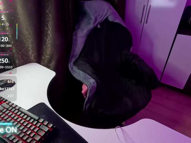 DELUXE-LOVERS Live Webcam on BongaCams