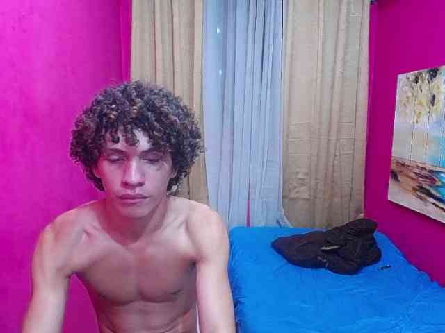 masterbigcock Live Webcam on BongaCams