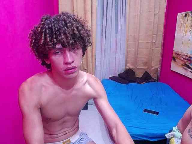 masterbigcock Live Webcam on BongaCams